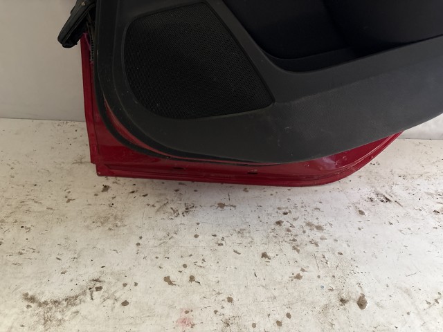 13689 Opel Astra J Jobb hátsó Ajtó Piros 5 AJTÓS