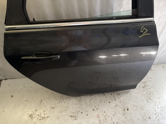 13693 Opel Astra J Jobb hátsó Ajtó Grafit Z177 5 ajtós