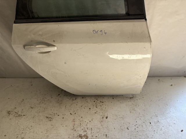 13694 Opel Astra J Jobb hátsó Ajtó Fehér 5 ajtós