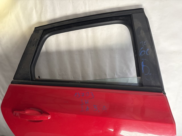13702 Opel Astra J Jobb hátsó Ajtó Piros 5 ajtós