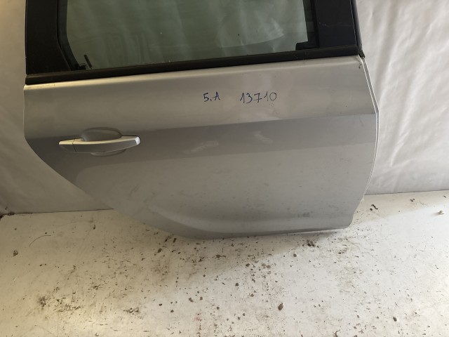 13710 Opel Astra J Jobb hátsó Ajtó Ezüst 5 ajtós