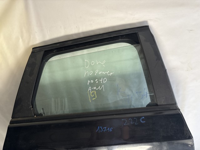 13716 Opel Astra J Kombi Jobb hátsó Ajtó Fekete Z20r