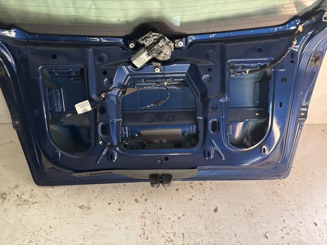13717 Opel Zafira B Csomagtérajtó Z21B Kék