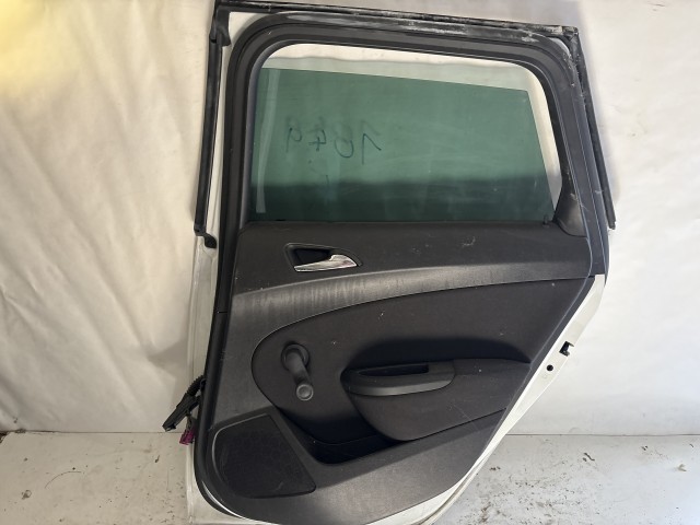 13718 Opel Astra J Kombi Jobb hátsó Ajtó Fehér