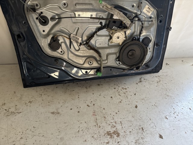 13720 Volvo V50 2006-2012 Bal első Ajtó Kék