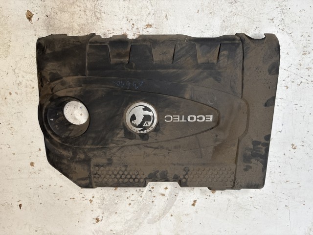 Opel Insignia 2.0cdti 2008-2016 Motorburkolat Használt 