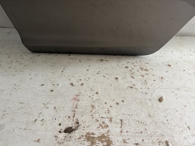 13723 Opel Corsa D Bal hátsó Ajtó Barna  Z40W a képen látható sérüléssel