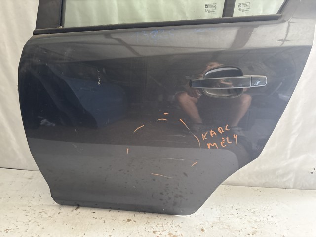 13725 Opel Corsa D Bal hátsó Ajtó Grafit Z177 a képen látható sérüléssel