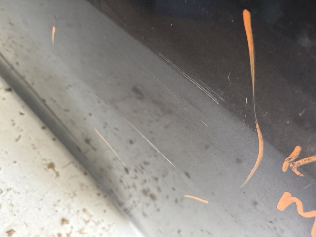 13725 Opel Corsa D Bal hátsó Ajtó Grafit Z177 a képen látható sérüléssel