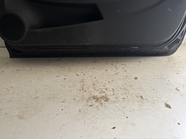 13739 Opel Corsa D Jobb első Ajtó Fekete  Z22C 3 ajtós