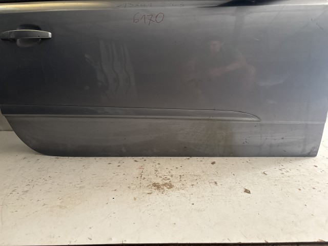 13741 Opel Astra H Jobb első Ajtó Szürke Z163 3 ajtós gtc