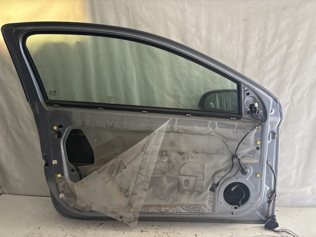 13745 Opel Astra H Bal első Ajtó Szürke Z163 3 ajtós GTC