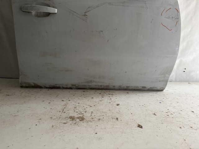 13748 Opel Corsa D Jobb első Ajtó Fehér
