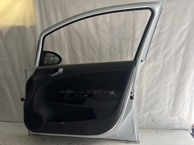 13748 Opel Corsa D Jobb első Ajtó Fehér