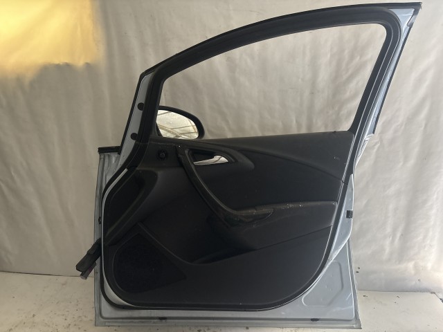 13757 Opel Astra J Jobb első Ajtó Babakék