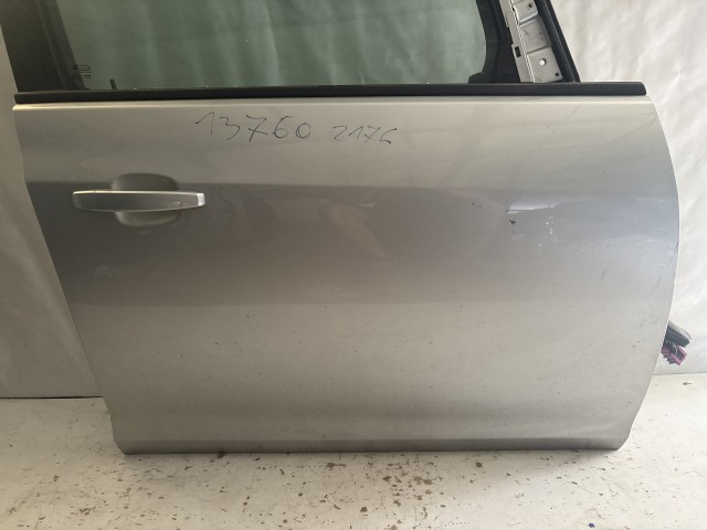 13760 Opel Astra J Jobb első Ajtó Ezüst  Z176