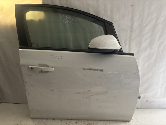 13762 Opel Astra J Jobb első Ajtó Fehér