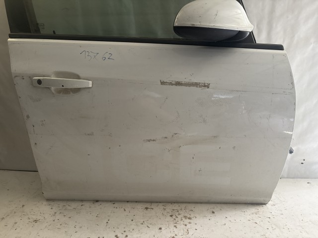 13762 Opel Astra J Jobb első Ajtó Fehér