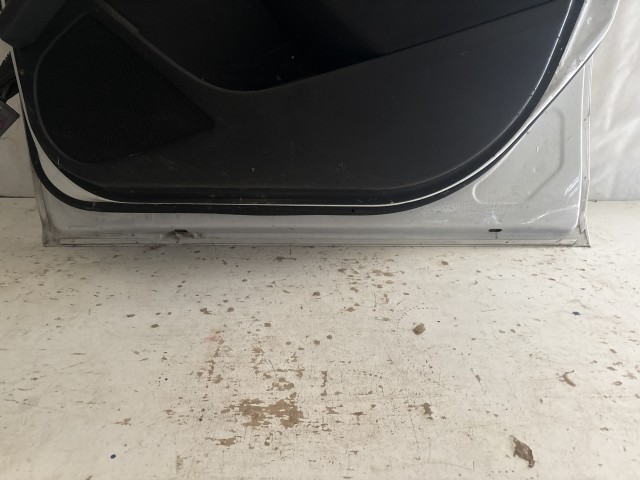 13763 Opel Astra J Jobb első Ajtó Fehér