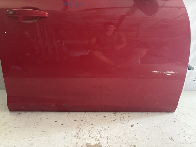 13764 Opel Astra J Jobb első Ajtó Piros
