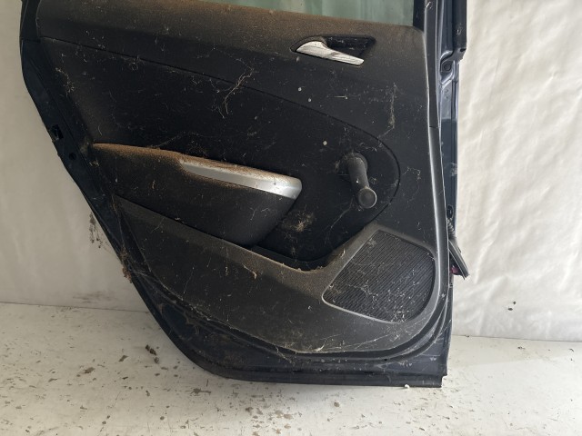 13771 Opel Astra J Bal hátsó Ajtó Kék