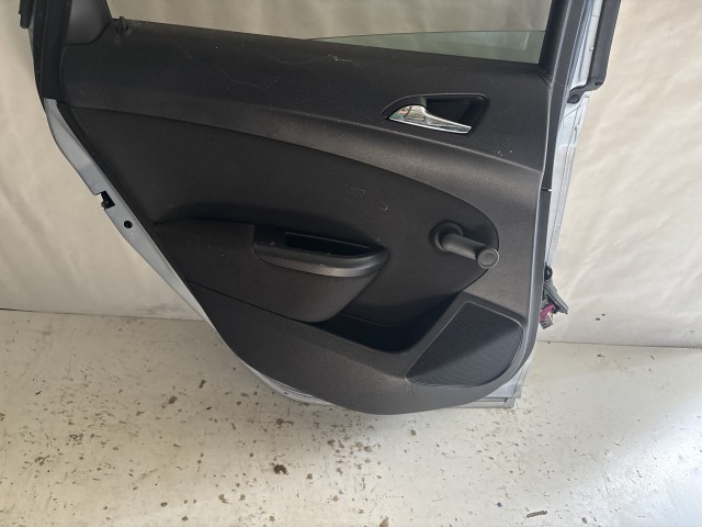13775 Opel Astra J Bal hátsó Ajtó Babakék 5 ajtós