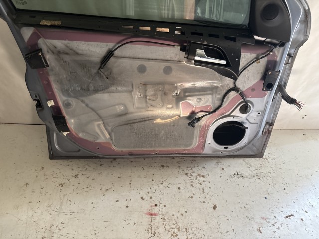 13779 Opel Astra H 2004-2010 Ajtó Használt Bal első Szürke  Z163