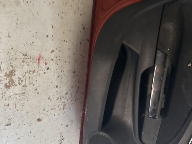 13780 Opel Corsa D Bal első Ajtó Bordó  a képen látható sérüléssel