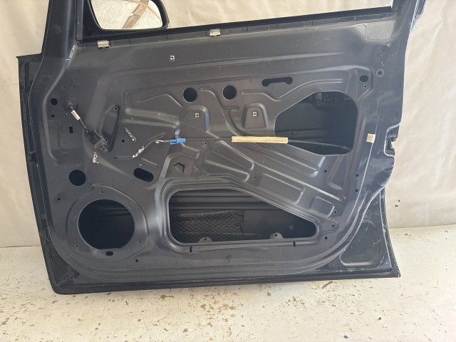 5550 Opel Zafira B Jobb első Ajtó Metrókék Z168