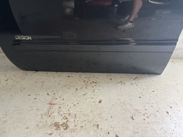 949 Opel Zafira B Bal első Ajtó Fekete  Z22C