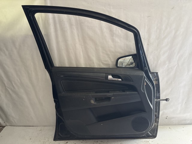 954 Opel Zafira B Bal első Ajtó Fekete Z20R