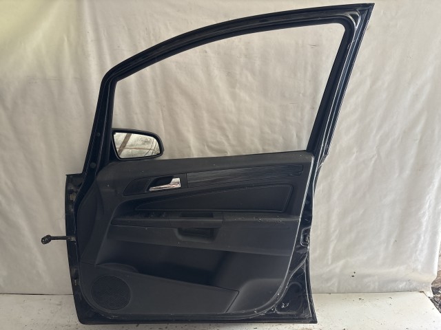 743 Opel Zafira B Jobb első Ajtó Fekete  Z20R