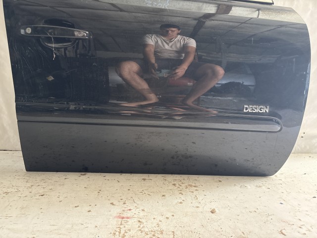 744 Opel Zafira B Jobb első Ajtó Fekete  Z20R