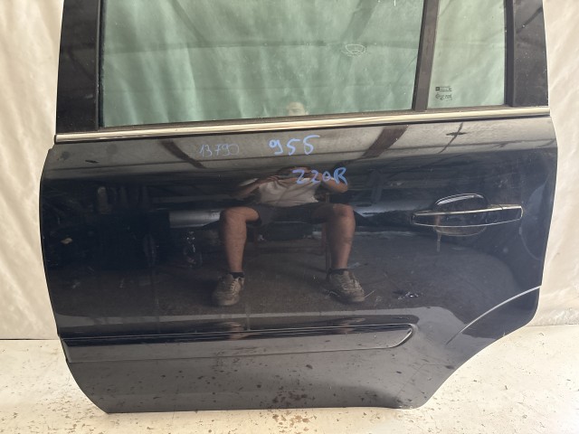 13790 Opel Zafira B Bal hátsó Ajtó Fekete  Z20R