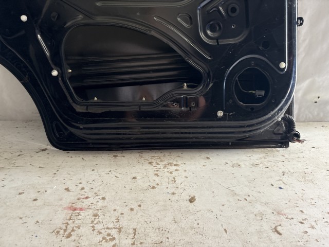 5554 Opel Zafira B Bal hátsó Ajtó Fekete  Z20R