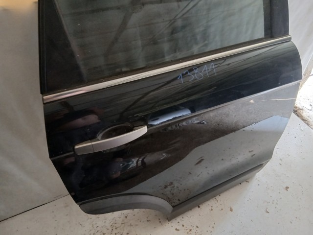 13811 Chevrolet Captiva 2006-2018 Jobb hátsó Ajtó Fekete