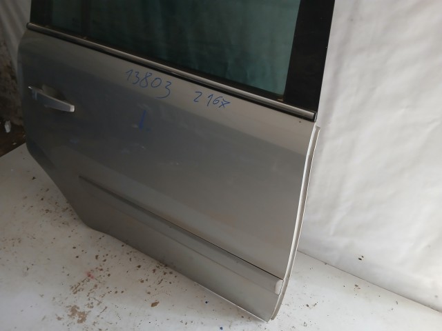 13803 Opel Zafira B Jobb hátsó Ajtó Panacotta Z167