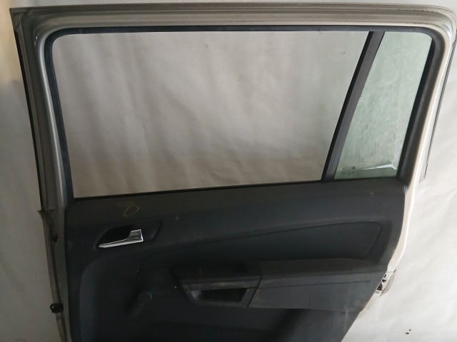 13802 Opel Zafira B Jobb hátsó Ajtó Panacotta Z167