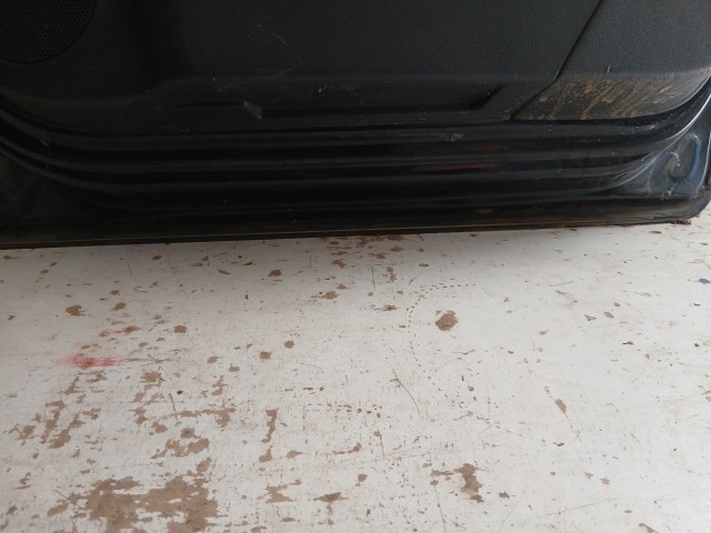 13798 Opel Zafira B Jobb hátsó Ajtó Fekete Z20r