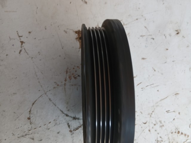 Opel Astra H 2004-2010 Főtengely ékszíjtárcsa Használt