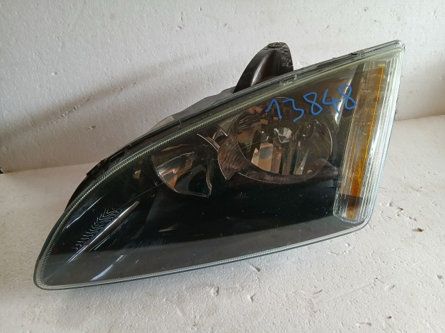 13848 Ford Focus II. Bal első Lámpa Fényszóró