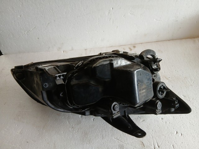13848 Ford Focus II. Bal első Lámpa Fényszóró