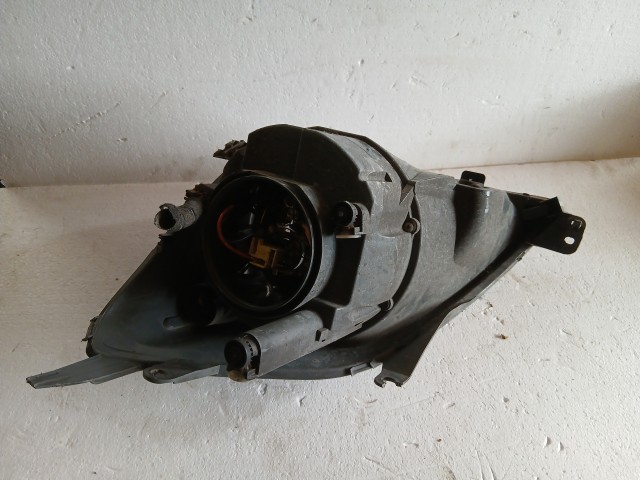 13847 Ford Fiesta v  Jobb első Lámpa Fényszóró