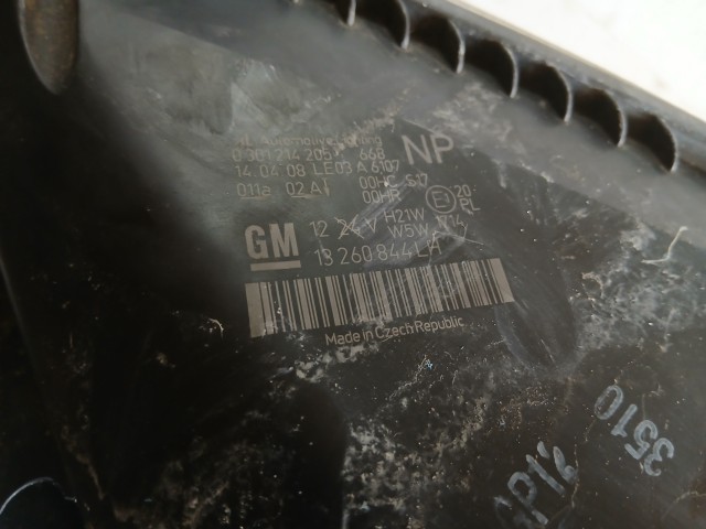 13846 Opel Zafira B Bal első  Lámpa Fényszóró