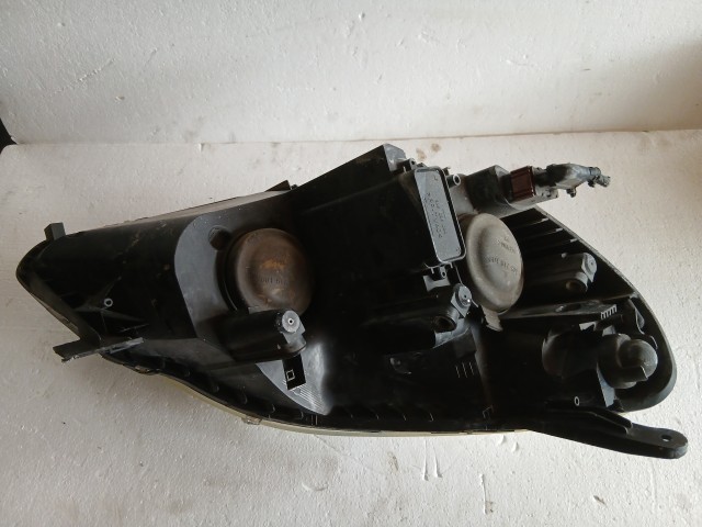 13846 Opel Zafira B Bal első  Lámpa Fényszóró