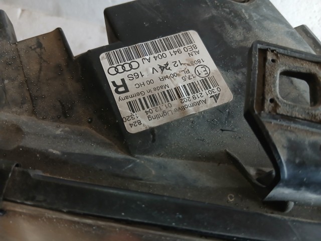 13850 Audi A4 B7 Jobb első Lámpa Fényszóró