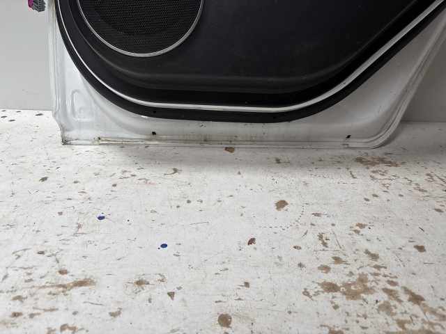 13894 Chevrolet Cruze 2010-2014 Ajtó Használt Jobb hátsó Fehér 