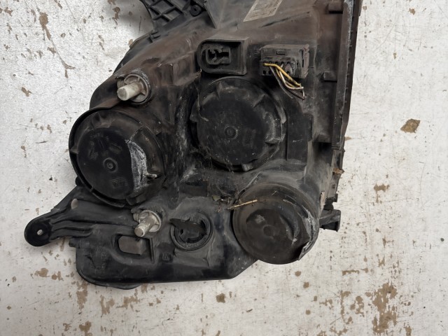 13914 Opel Meriva A  Bal első Lámpa