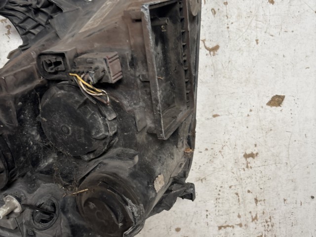 13914 Opel Meriva A  Bal első Lámpa