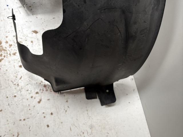 Chevrolet Cruze 2010-2014 Kerékjárati dobbetét Használt jobb első 